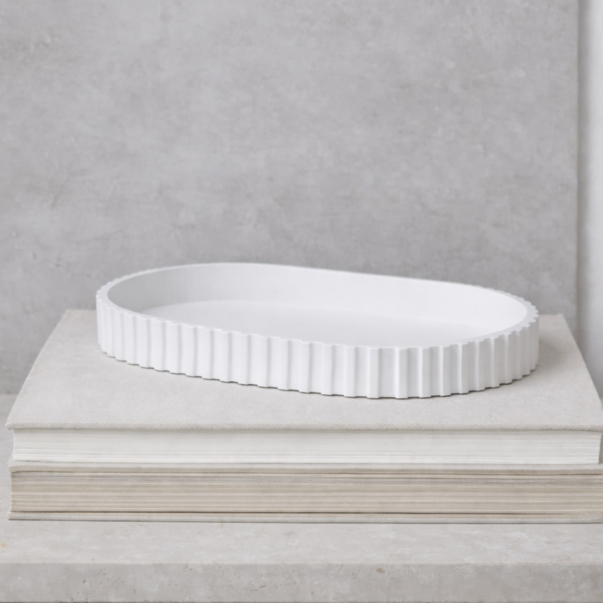 Ribbed Base Tray STL File – 3D Printable Design with Commercial License